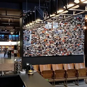 Hotel Zoom